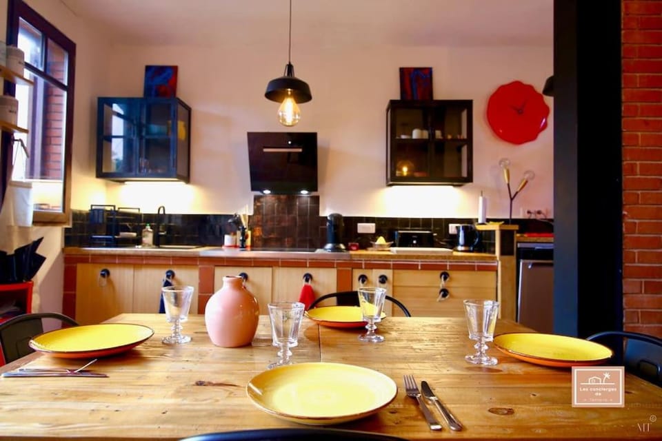 Maison Yalis House in La Seyne-sur-Mer