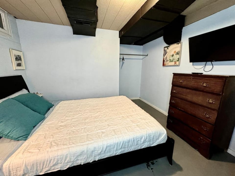 TV and multimedia, Evening entertainment, Bedroom