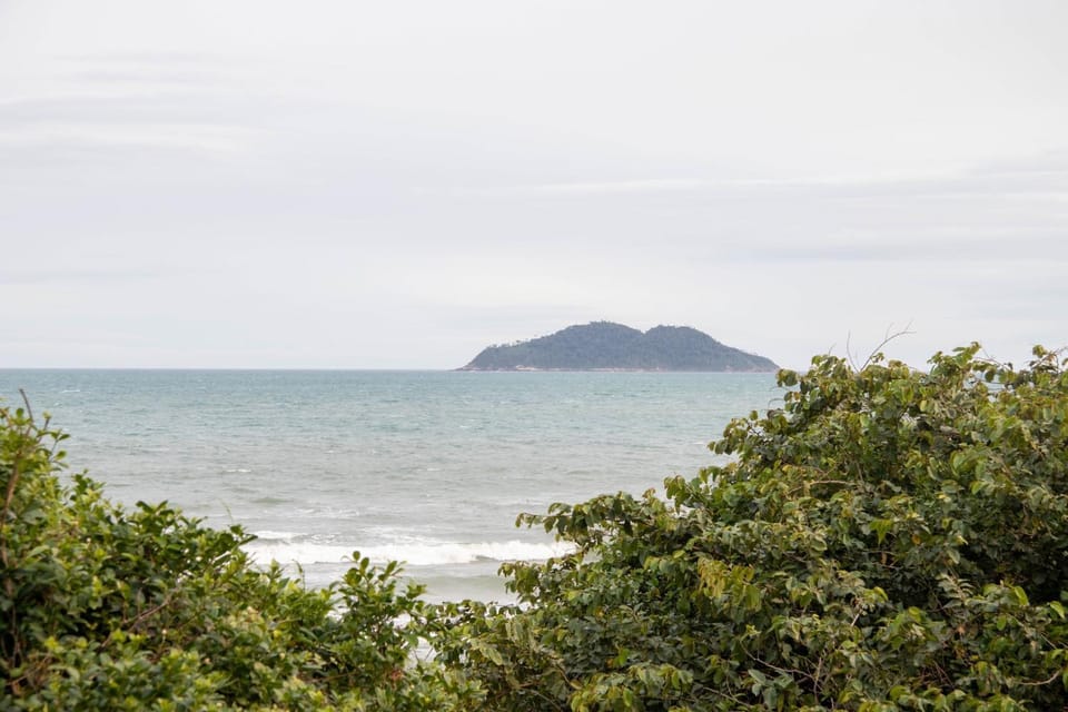 Conforto com Vista Mar na Praia dos Açores MU7883 Apartment in Florianopolis