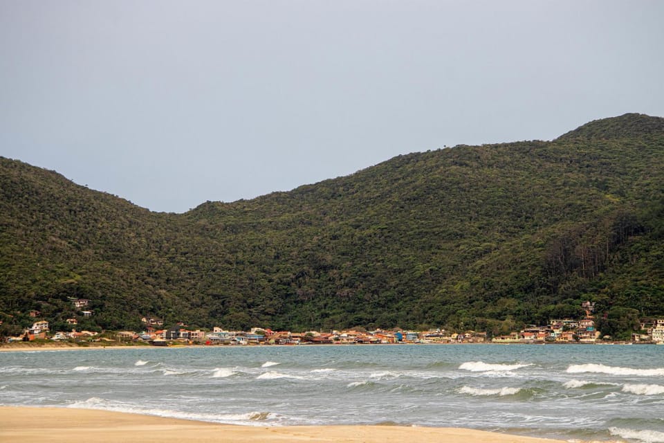Conforto com Vista Mar na Praia dos Açores MU7883 Apartment in Florianopolis