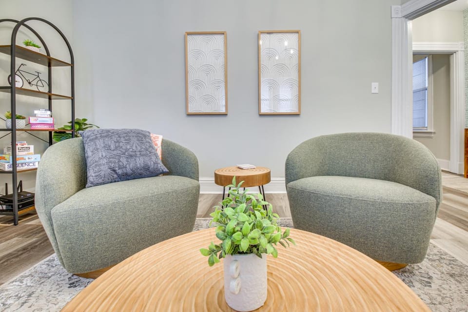 2 Mi to Dtwn Cincinnati Home with Fenced Yard! House in Newport