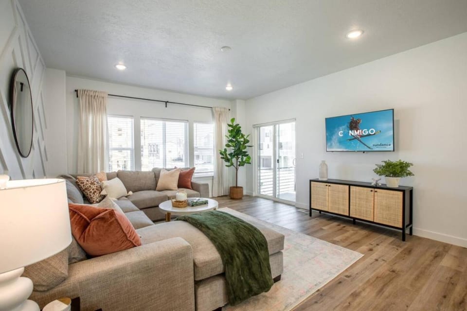 Canyon Escape Luxury Ski home American Fork House in American Fork