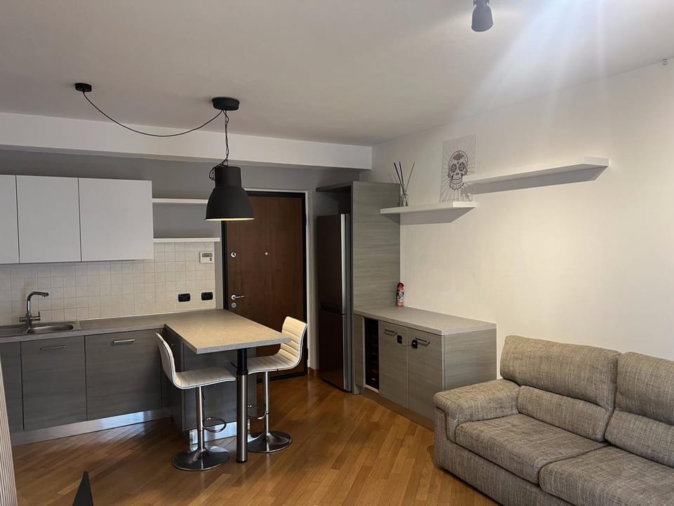 Kitchen or kitchenette, Living room, kitchen