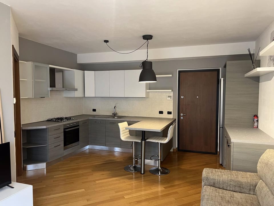 Kitchen or kitchenette, kitchen