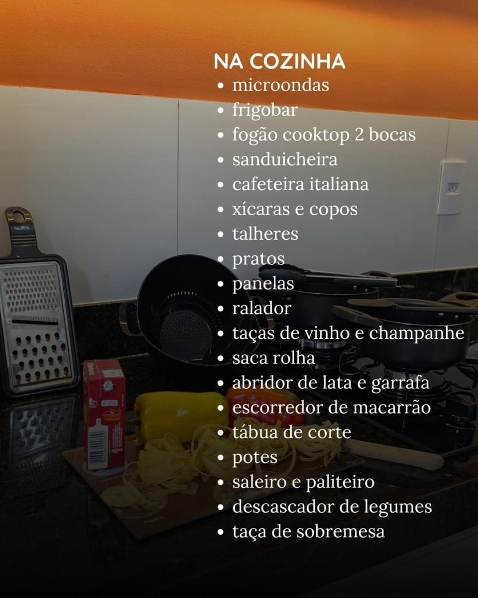 Kitchen or kitchenette, Text overlay