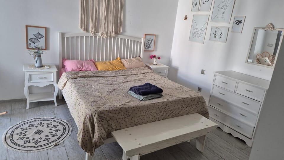 Cozy apartment 10 min from Airport and City Center Apartment in Tunis