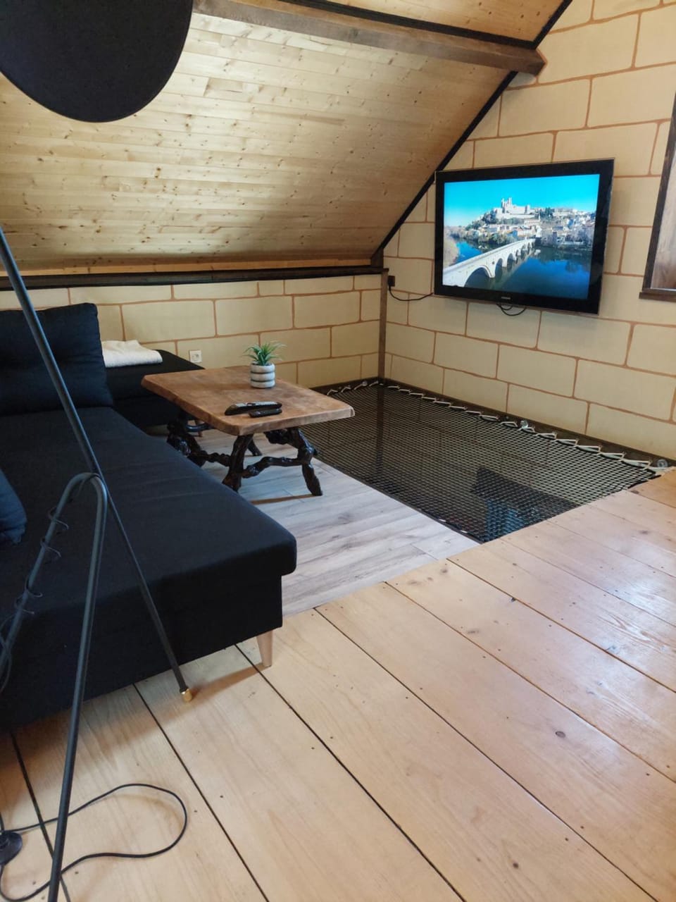 Communal lounge/ TV room, TV and multimedia, Living room, Seating area