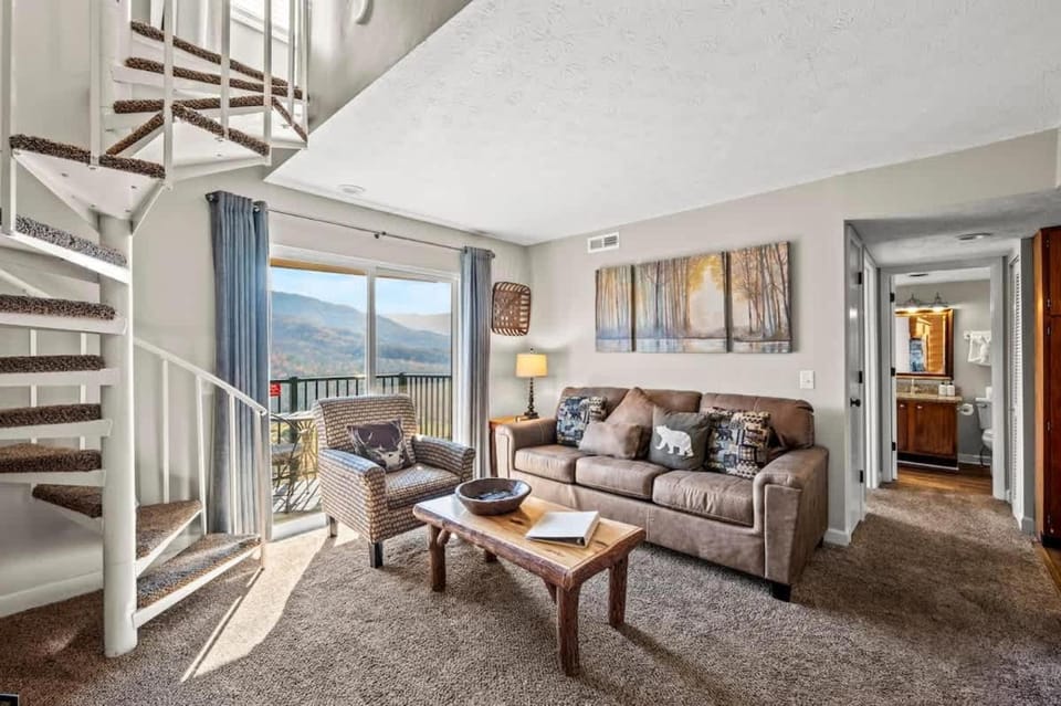 Changes in Altitude House in Pittman Center