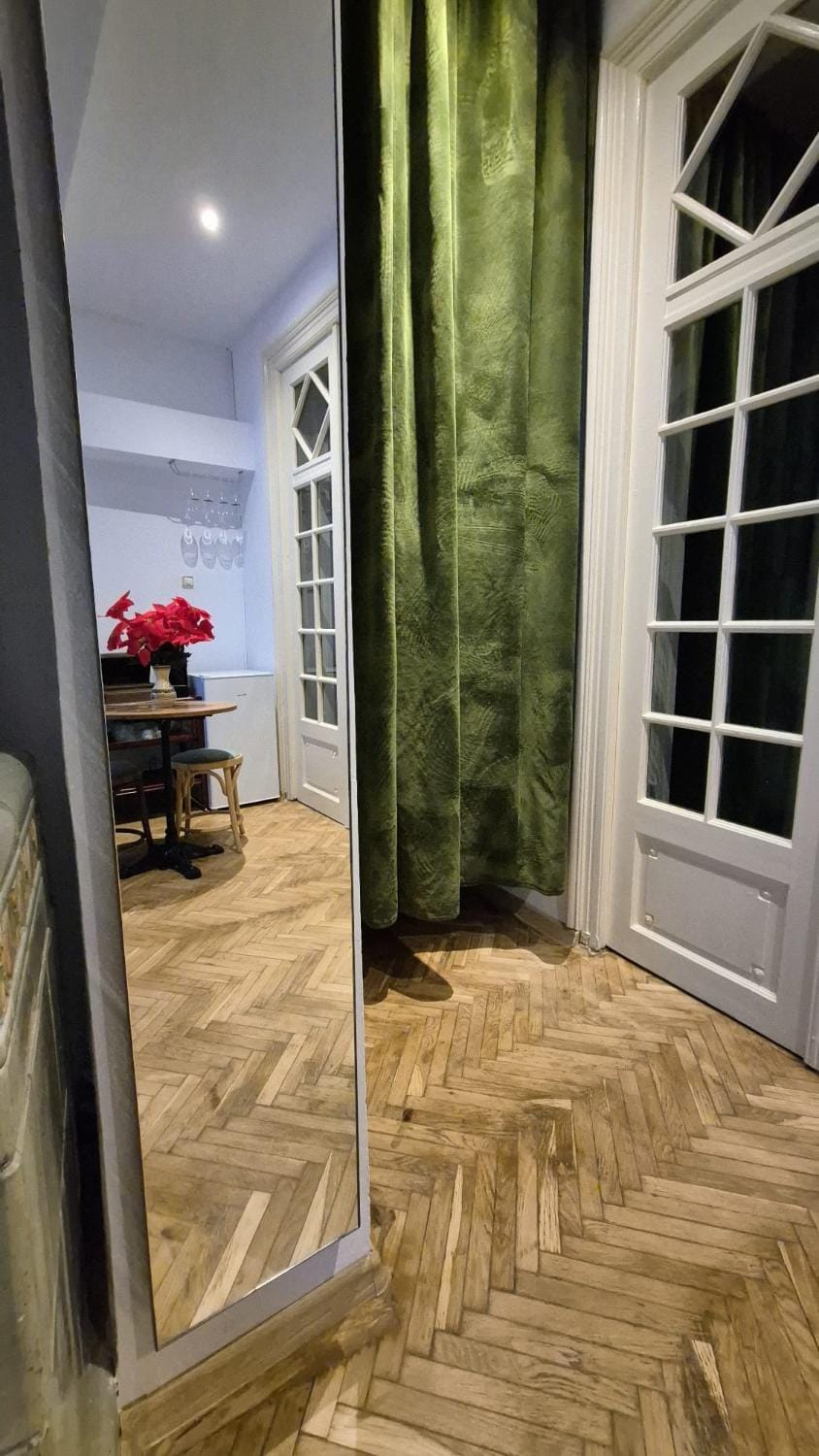 Boutique Old City 2 Apartment in Bucharest