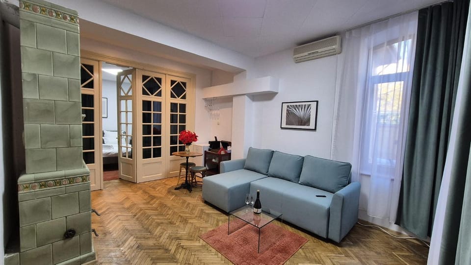 Boutique Old City 2 Apartment in Bucharest