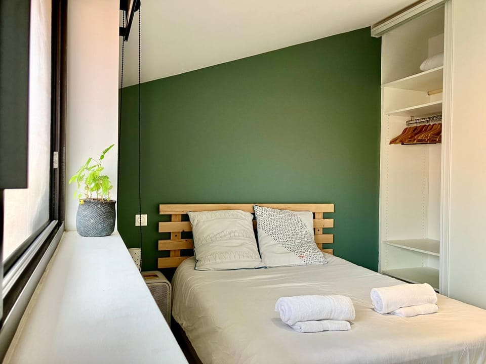 Appartment with pool, beach and ocean 5 min by walk, city center, shopping and market Apartment in Vieux-Boucau-les-Bains