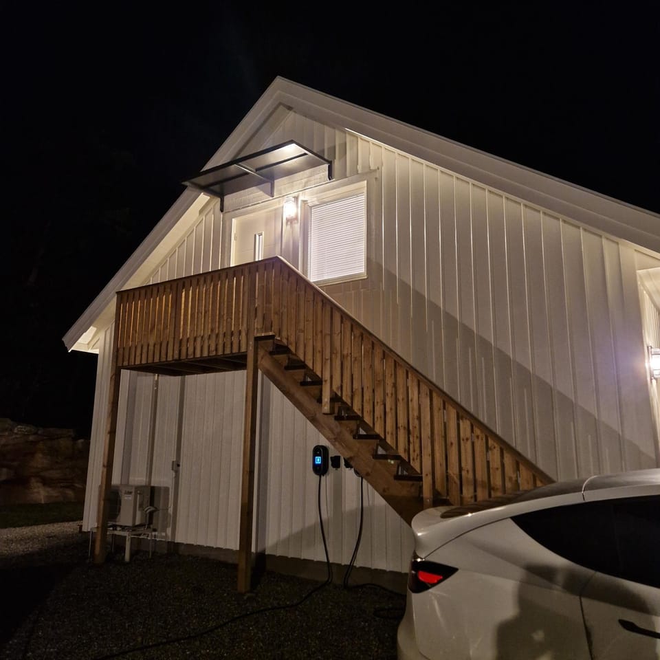 Property building, Night