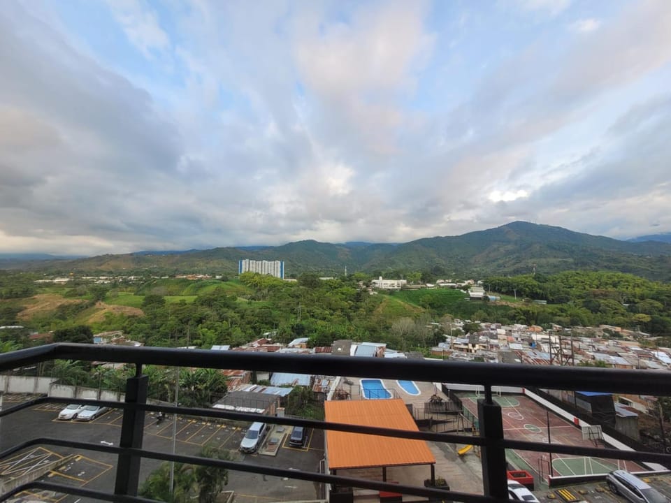 Balcony/Terrace, Mountain view