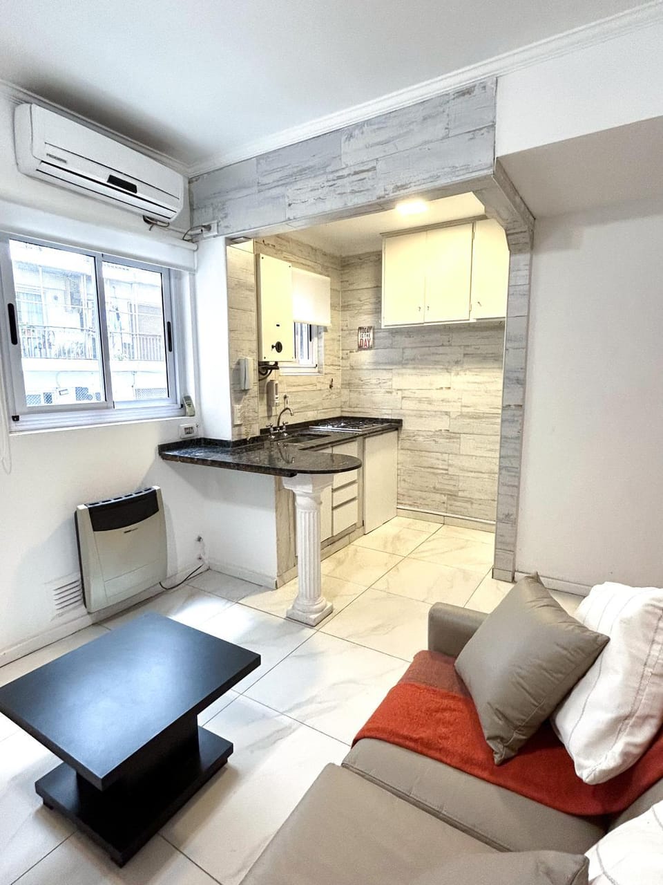 Apartamento con 2 dormitorios en el corazón de Recoleta Apartment in Buenos Aires
