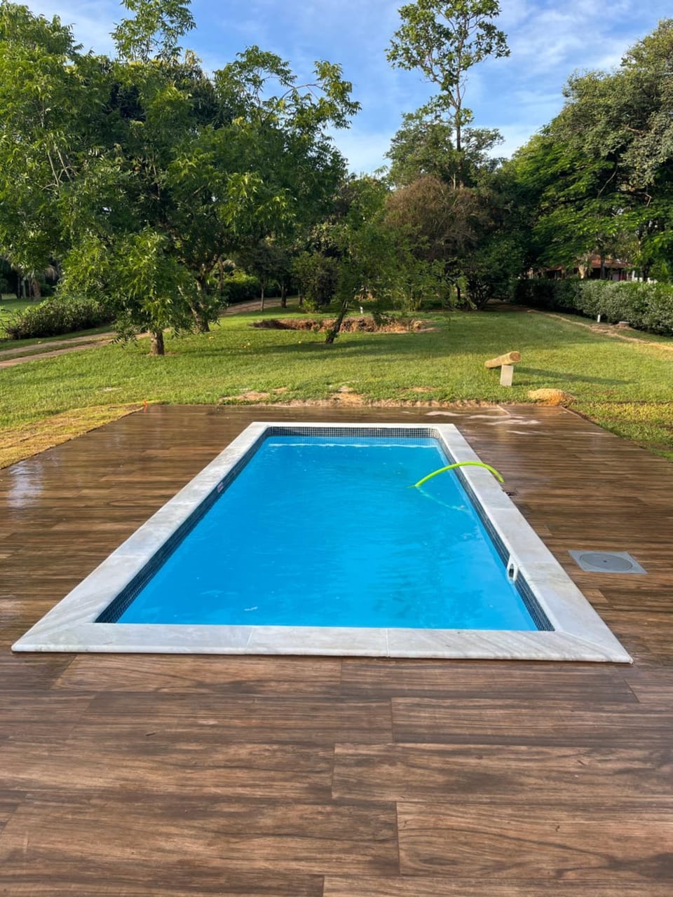 Swimming pool