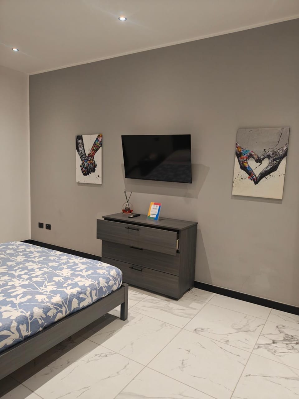 Escobar Home Apartment in Genoa