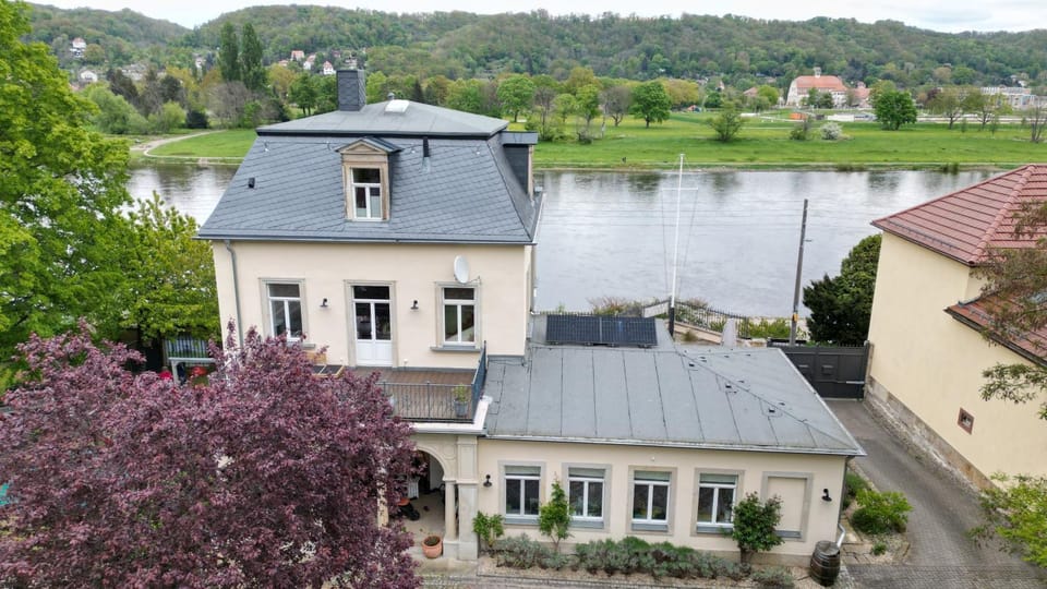 Property building, Day, Natural landscape, Bird's eye view, River view
