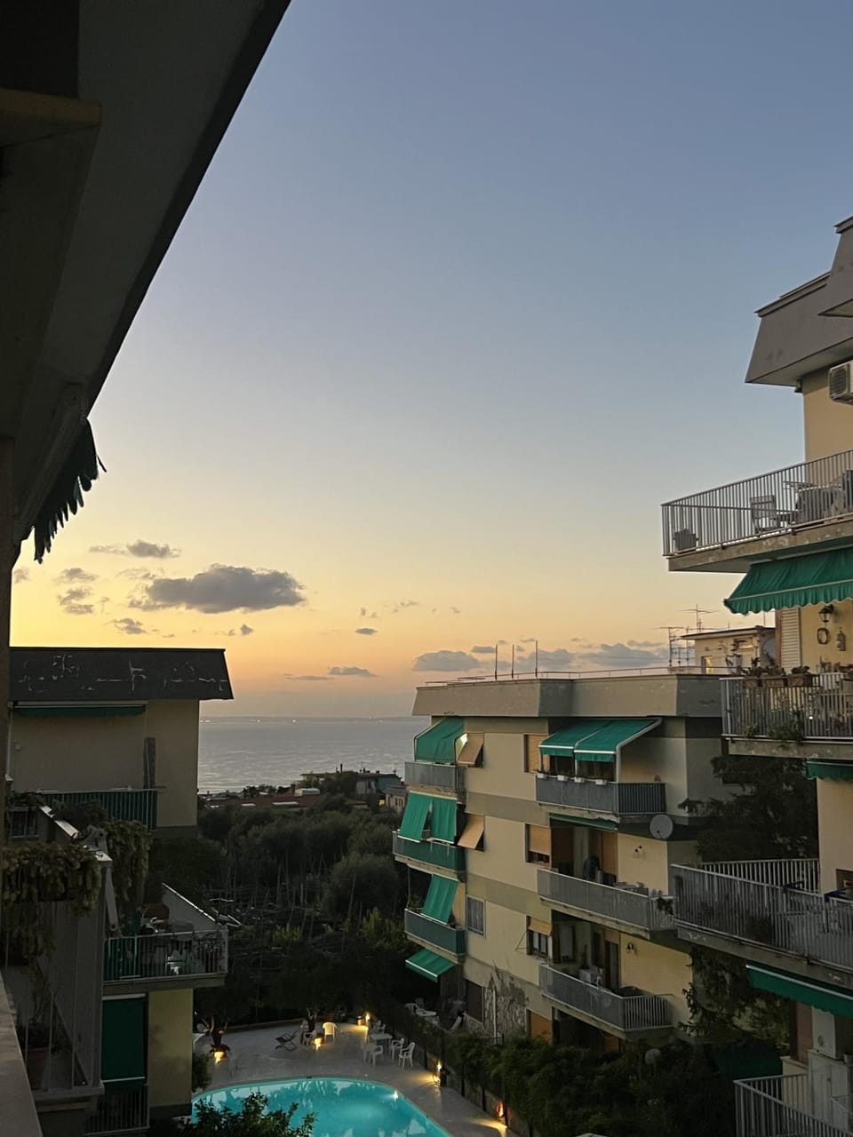 Property building, Pool view, Sea view