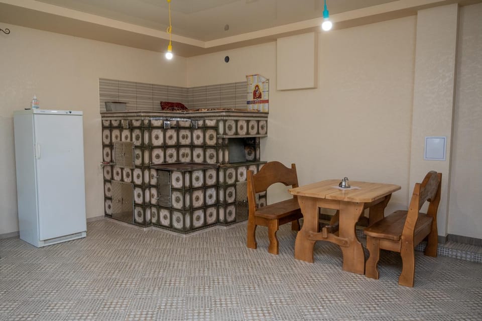 Living room, kitchen