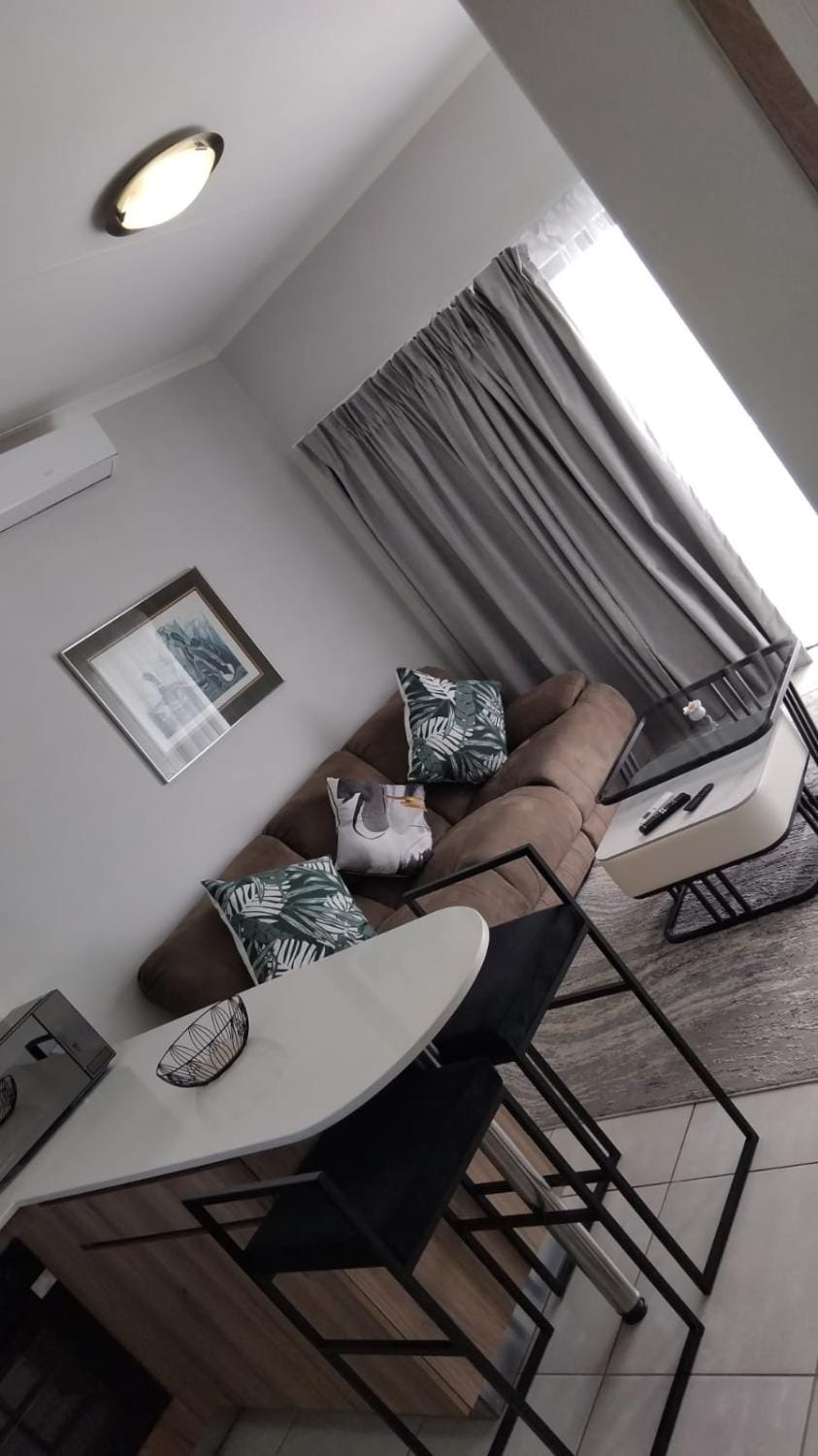 Penthouse Suite, Exquisite One Bedroom Apartment Apartment in Dolphin Coast
