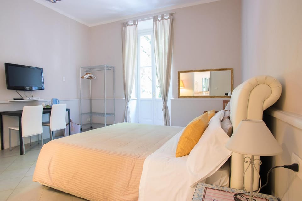 Day, Photo of the whole room