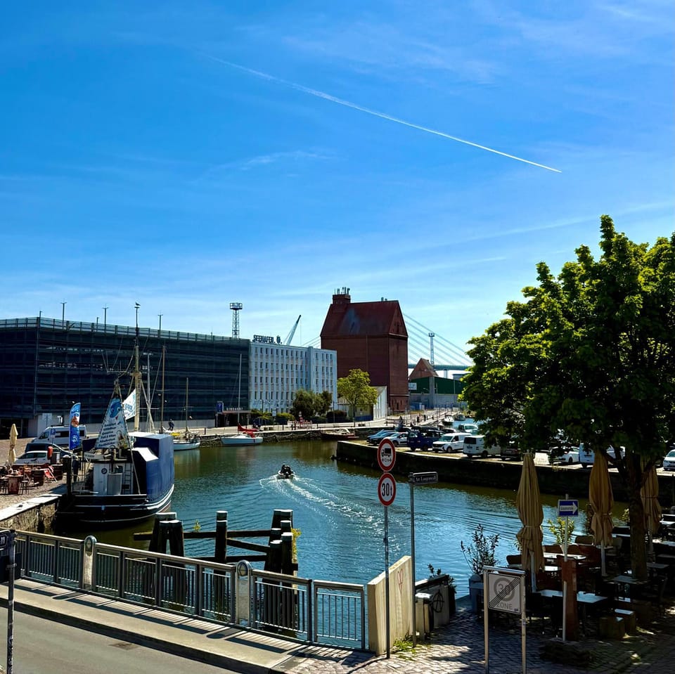 River view, Sea view