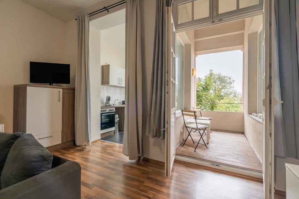 TV and multimedia, Balcony/Terrace, Kitchen or kitchenette
