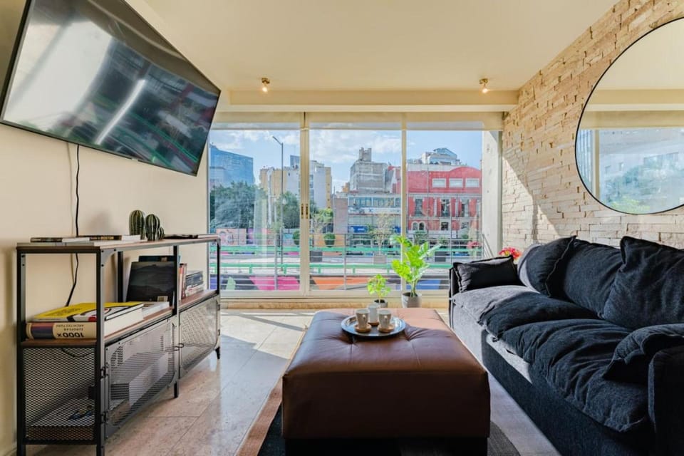 Cycle-Friendly Roma Norte, Walk to Everything House in Mexico City