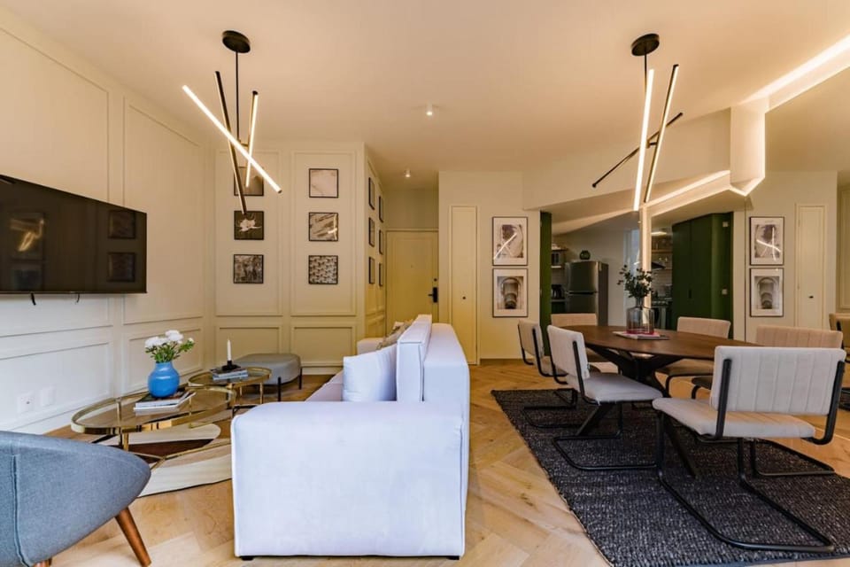 Polanco Gem with Balcony and Office Nook Apartment in Mexico City