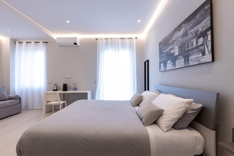 Bed, Photo of the whole room, Bedroom