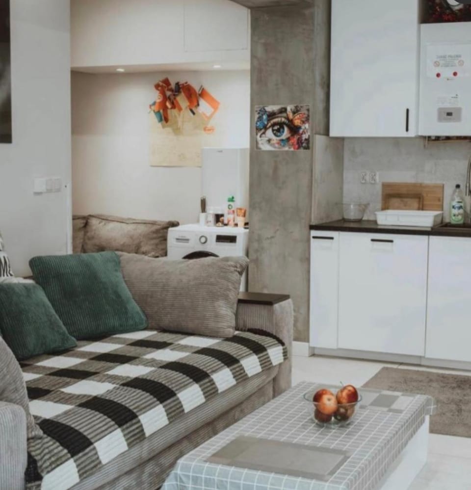 GRAND COMFORT 3 Bedroom, 3 Bathroom, Ground Floor&Fresh Air Apartment in Krakow