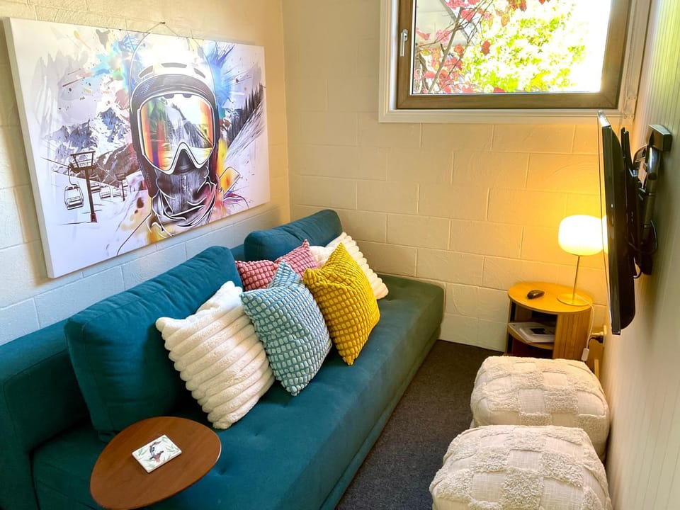 Winter, Living room
