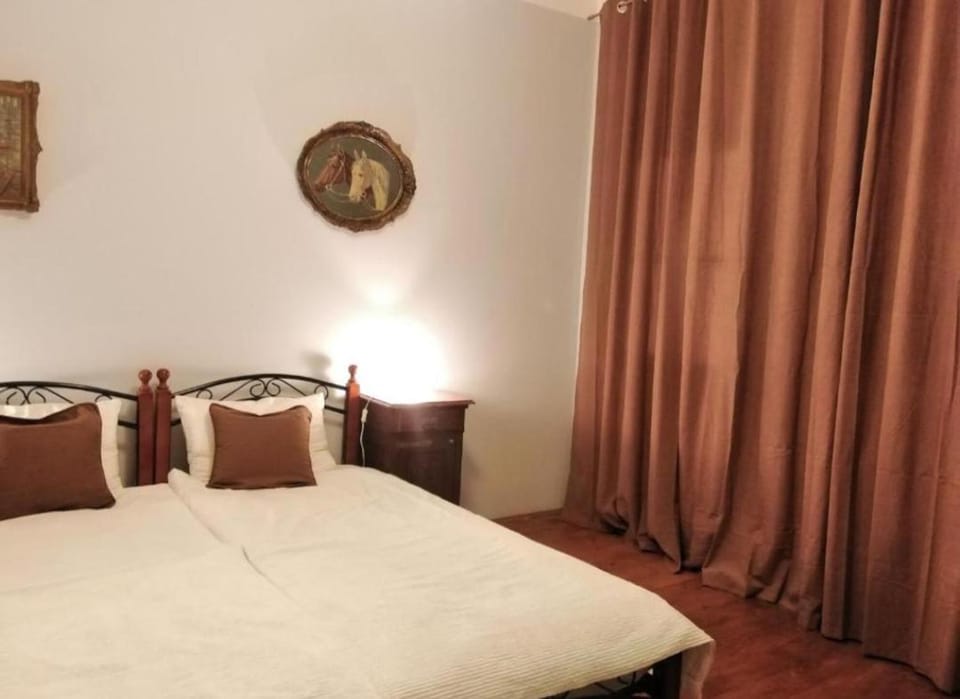 Šomin lagum - Guest house Bed and Breakfast in Novi Sad