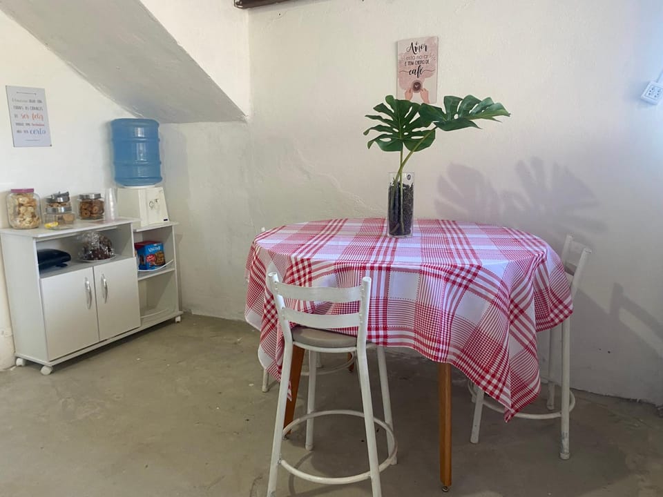 Kitchen or kitchenette, Communal kitchen
