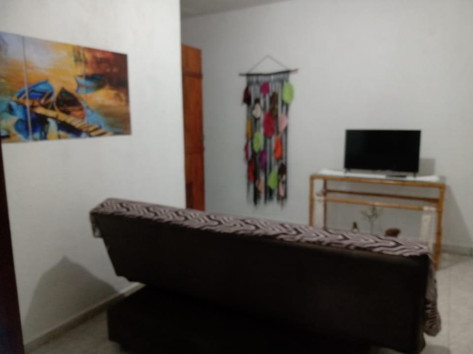 Edícula House in Caraguatatuba