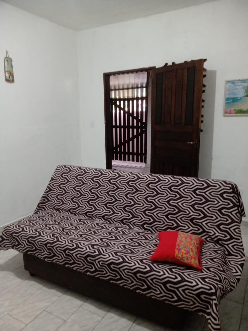 Edícula House in Caraguatatuba