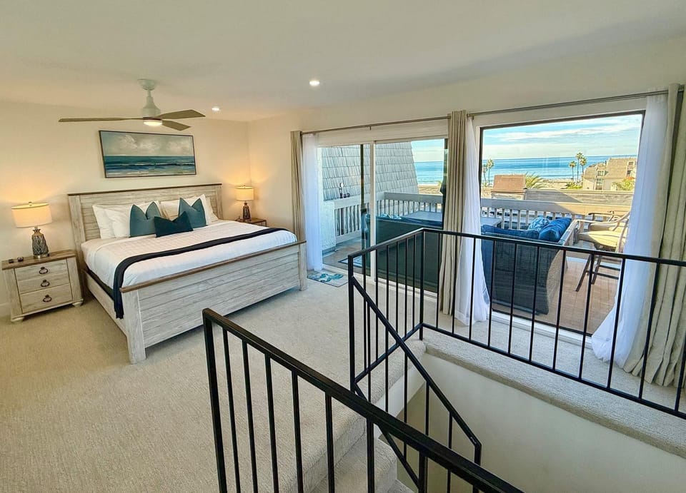 B302 - Barefoot Villa House in Oceanside