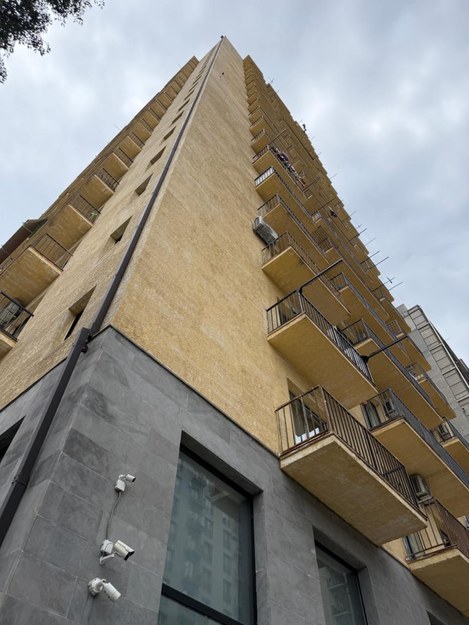 Property building, Day