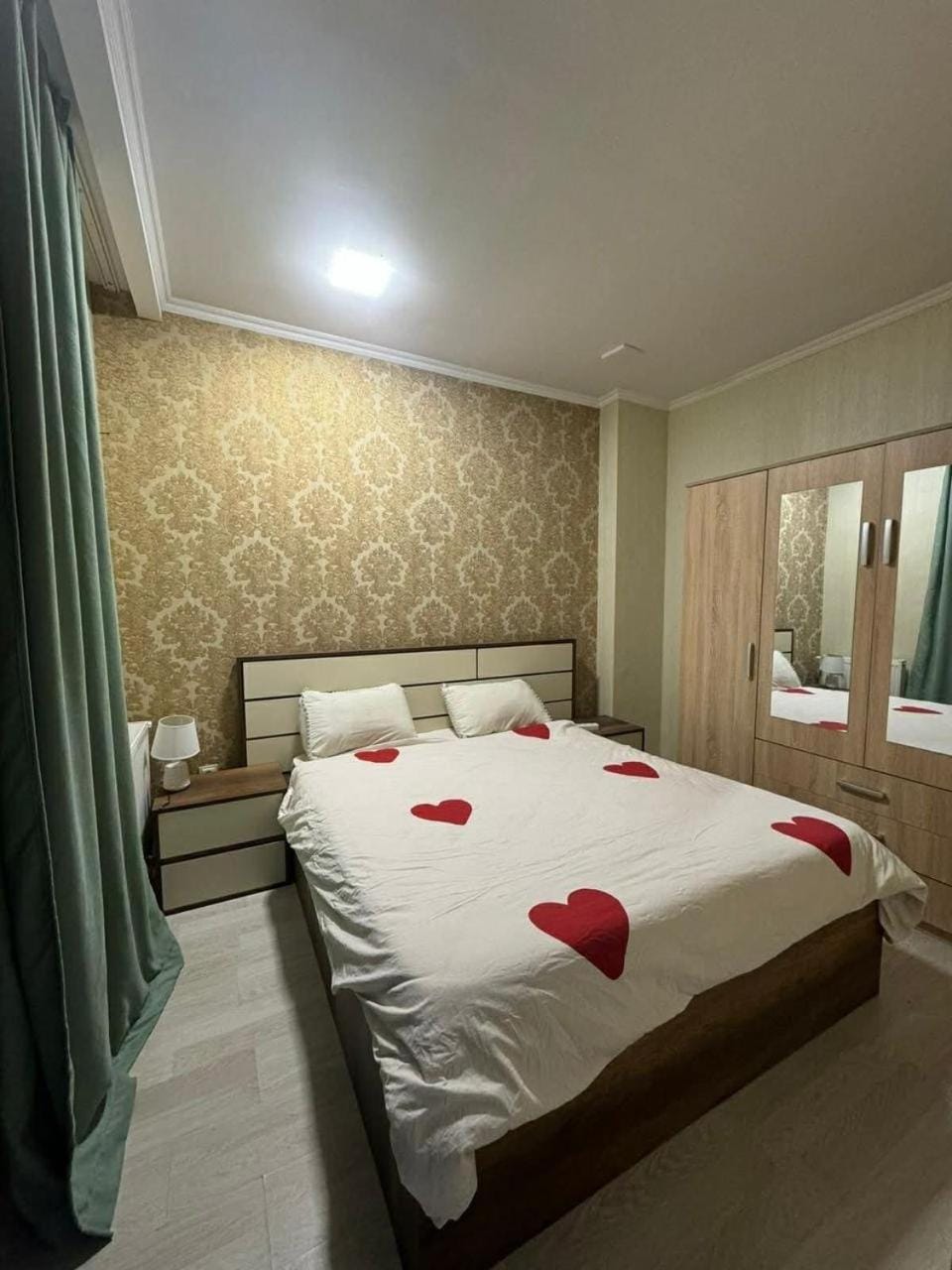 Bed, Photo of the whole room, Bedroom, towels, wardrobe
