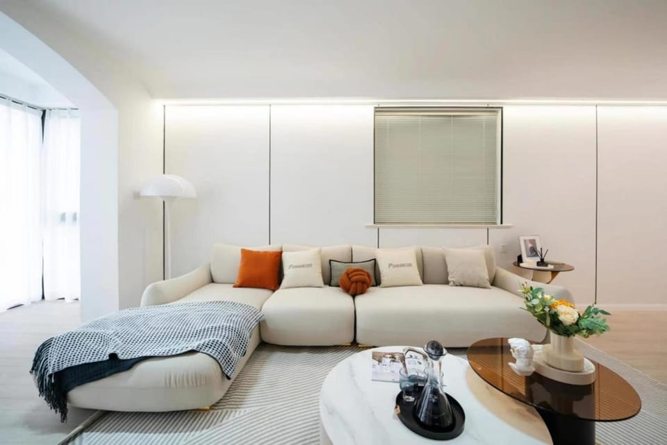 Living room, Photo of the whole room, Seating area