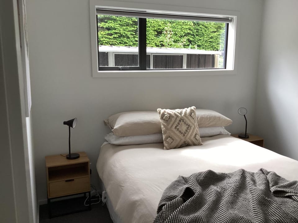 Modern and stylish in Meyer Apartment in Alexandra