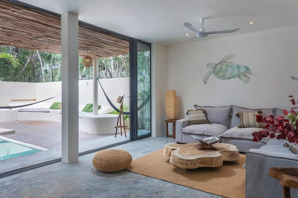Living room, Pool view, sunbed