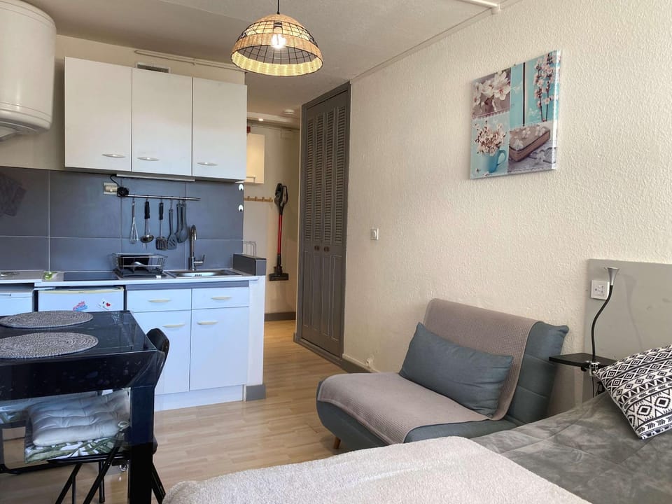 Studio confort avec climatisation et wifi à Balaruc-les-Bains - FR-1-553-278 Apartment in Balaruc-les-Bains
