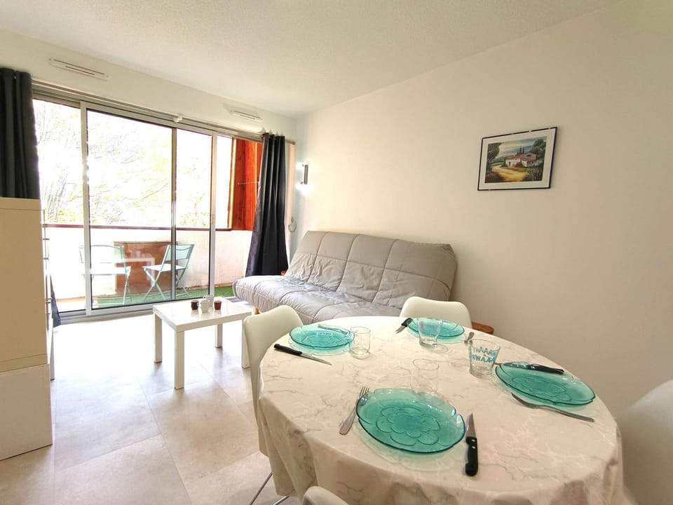 Studio cosy pour 4 avec balcon et parking à Saint-Lary-Soulan - FR-1-457-360 Apartment in Saint-Lary-Soulan