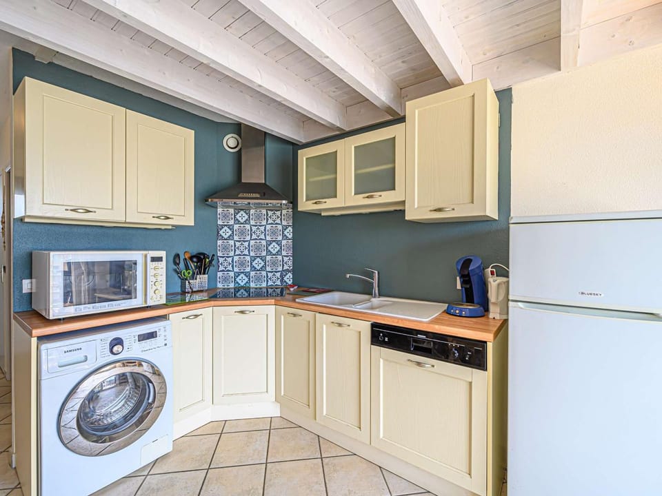 Étel - Duplex 3 Pièces avec Piscine - FR-1-479-176 Apartment in Étel