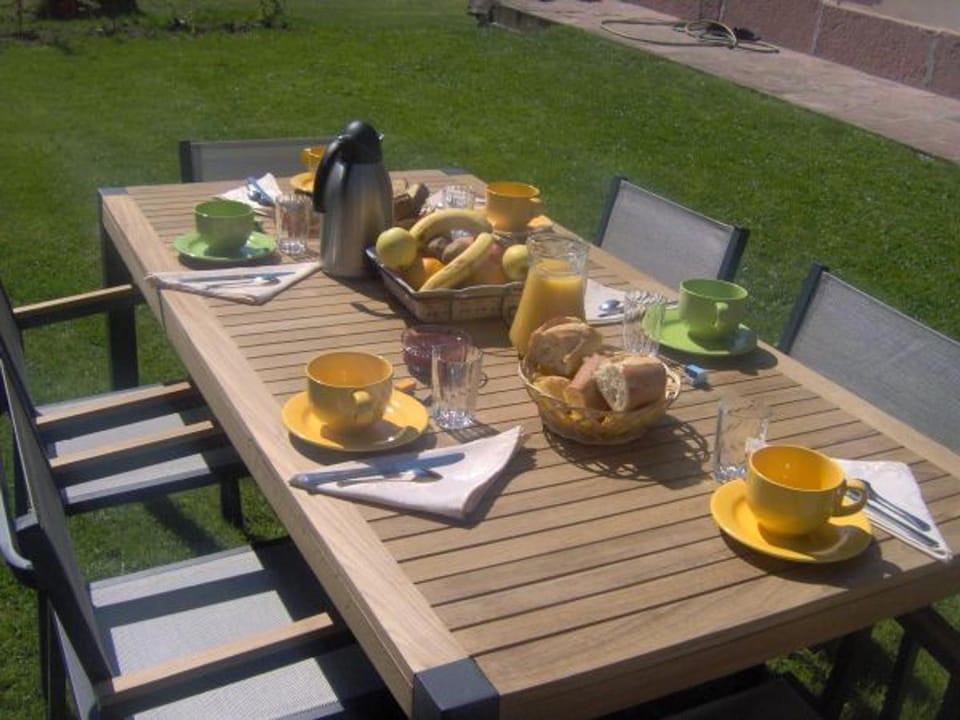 Chambre Jonquille - 3 Pers, Nature et Confort - FR-1-589-730 Bed and Breakfast in Vosges