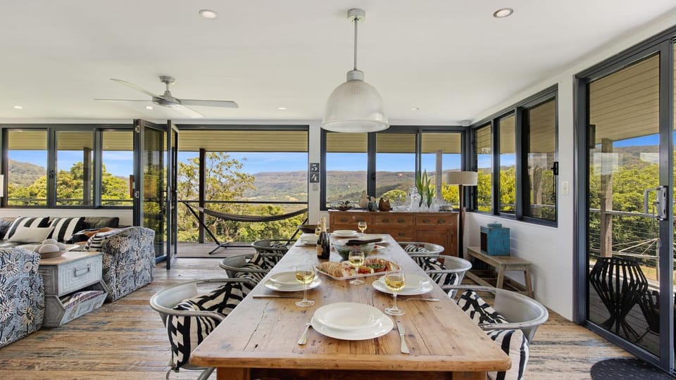 Natural landscape, View (from property/room), Balcony/Terrace, Living room, Seating area, Dining area