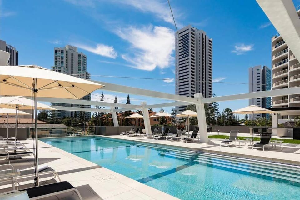 Swimming pool, Swimming pool