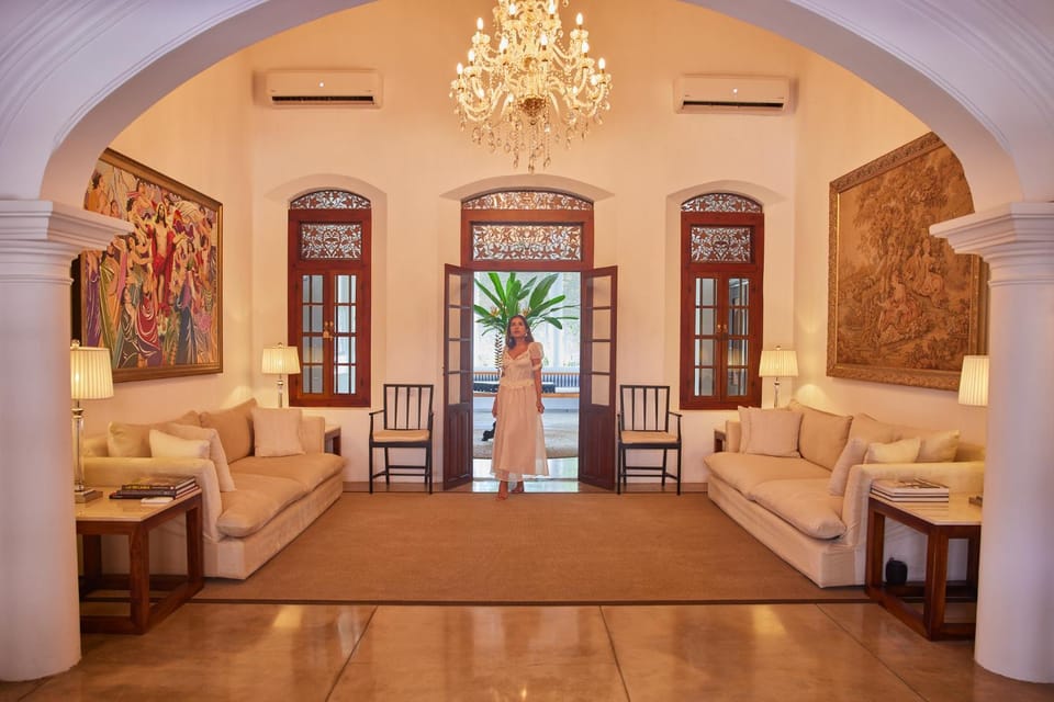 Property building, Seating area