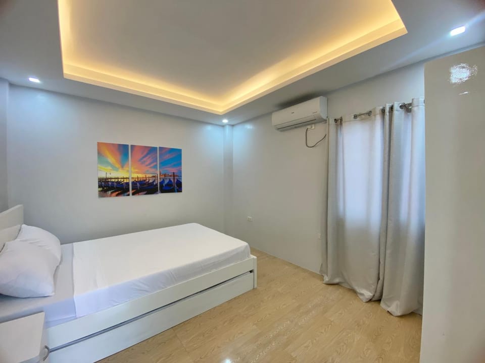 Christela Beach House Bed and Breakfast in Central Visayas